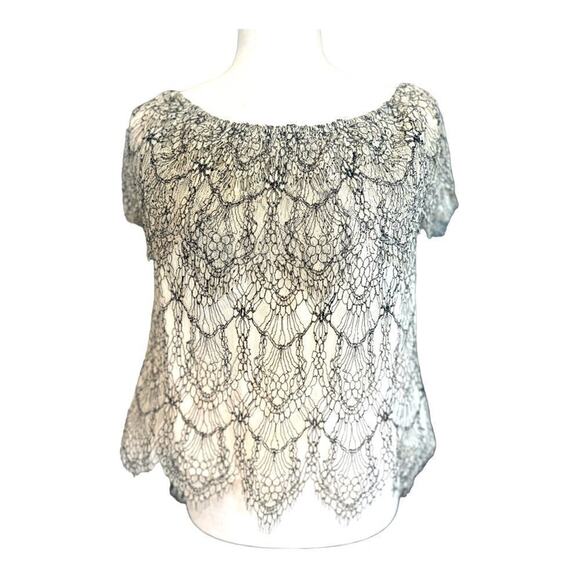 Daily Look - Women's Off Shoulder Lace Blouse Size Small - Picture 2 of 12
